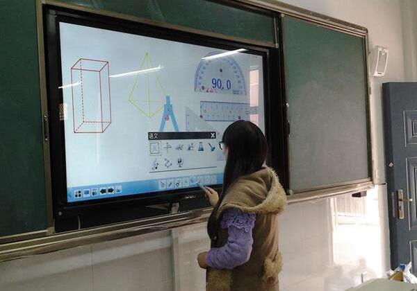 學(xué)校教學(xué)一體機觸摸屏被鎖了怎么辦？